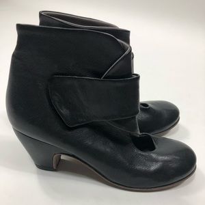 Argila Black Leather Booties size 40